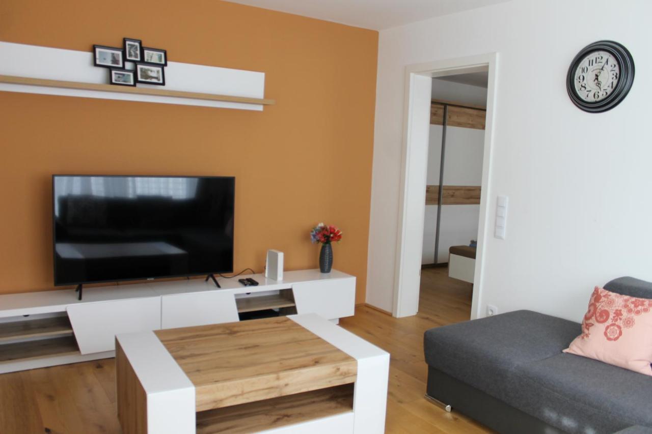 Appartement Spacious, Modern 1-Bdrm Apt Near Vic & Austria Ctr à Vienne Extérieur photo